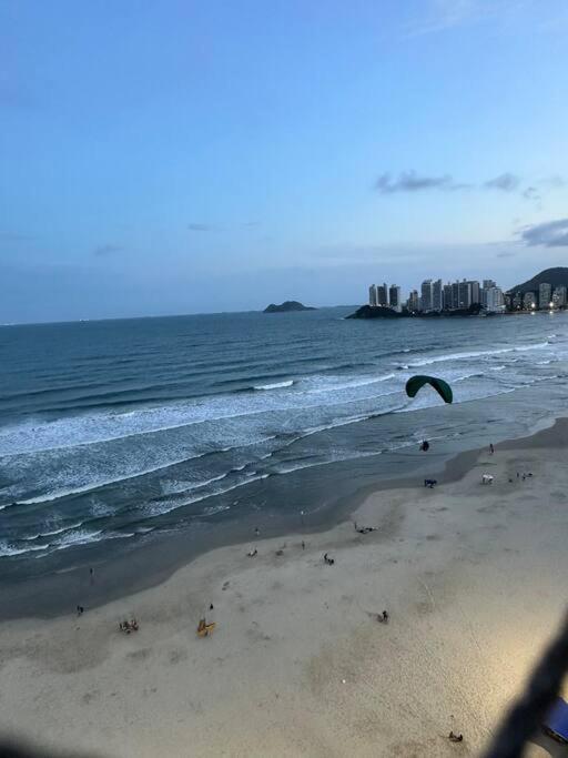 Hermoso Dpto Con Vista Frontal Al Mar Pitangueiras Гуаружа Екстер'єр фото
